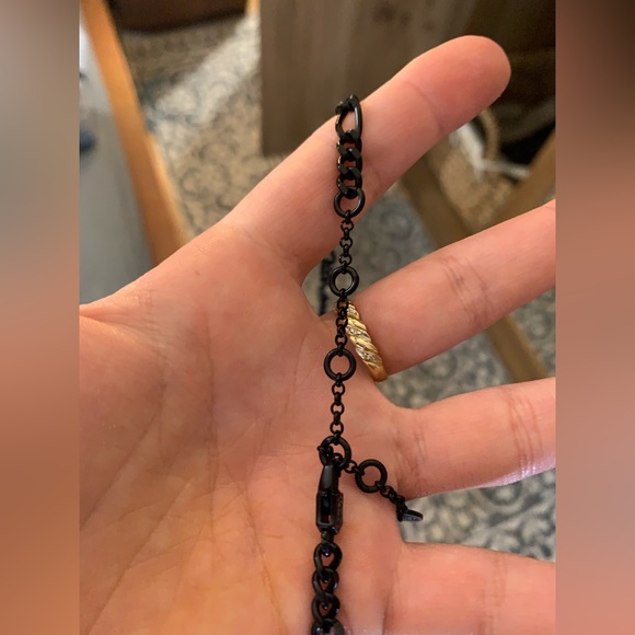 Juicy Couture Black crest necklace - Picture 5 of 10